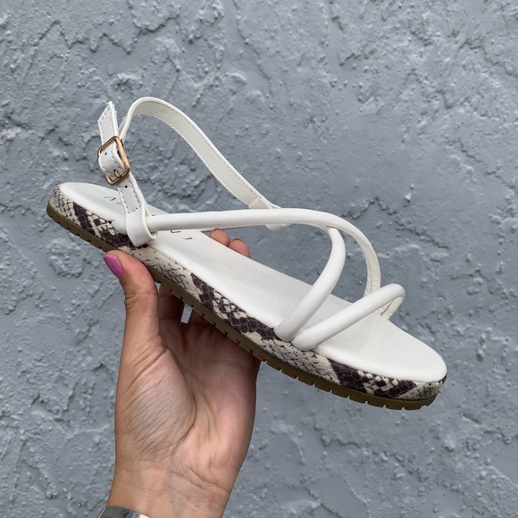 White snake skin sandal - Picture 3 of 6